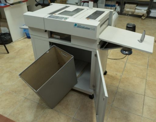 Machine automatique de découpe et d'incision Duplo DC-545